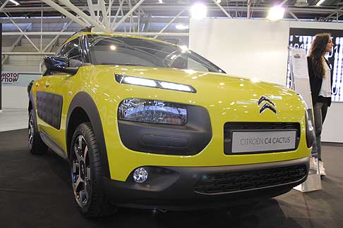 Citroen - Finaliste Car of the Year 2015: Citroen C4 Cactus, che abbina una piattaforma ottimizzata ad efficienti motori di ultima generazione