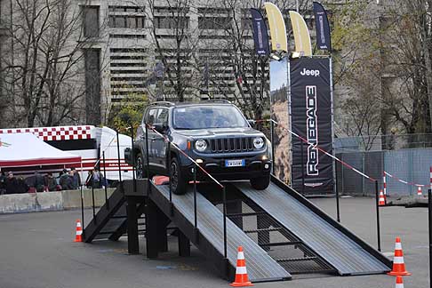 Jeep - Jeep Renegade test drive sulle rampa al Salone di Bologna 20142014