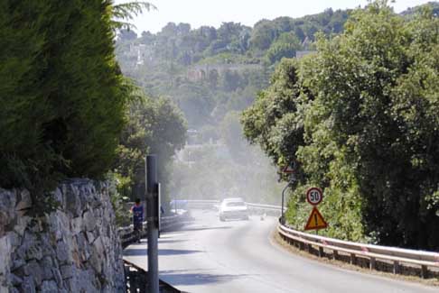Coppa Fasano Selva 2013 - Brutto incidente della Peugeot 106 mentre giungeva la vettura alla Coppa Fasano Selva 2013