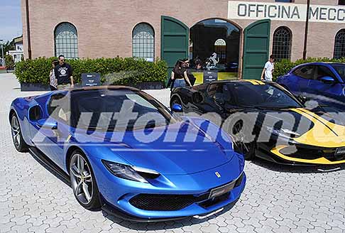 Museo-Enzo-Ferrari Supercars