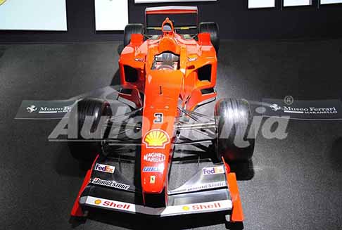 Museo Ferrari di Maranello - Monoposto Ferrari F339 di Formula 1 esposta nella Sala dei Trofei al Museo Ferrari Maranello 2021