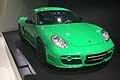 Porsche Museum green car a Stuttgart