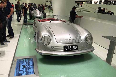 Museo-Porsche Auto Storiche