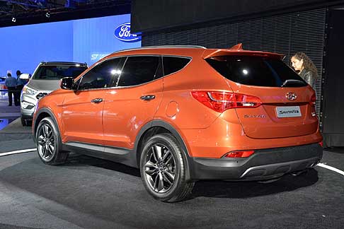 Hyundai - New Hyundai Santa Fe world premiere al NY Autoshow2012