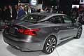 Nissan Maxima silver retro vettura al New York Auto Show 2015