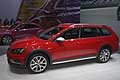 Volkswagen Golf SportWagen Alltrack vista laterale al Salone di New York 2015