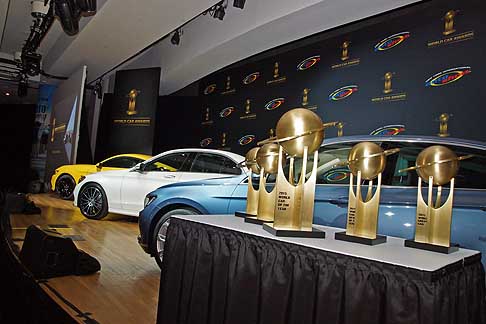 World Car Awards - 2015 World Car Awards NYIAS trofei e vetture in garaMercedes