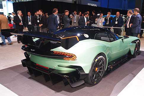 New-York-Auto-Show Aston Martin