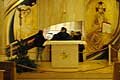 Devoti pregano San Pio di Pietrelcina