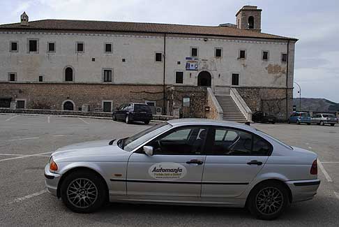 Padre Pio - Auto Bmw di Automania e monastero di San Matteo Apostolo