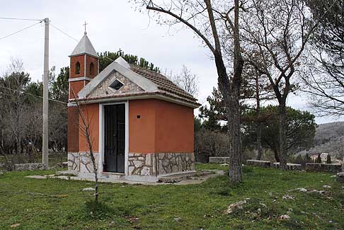 Padre Pio - Cappellina Borgo Celano Santi medici Cosma e Damiano a San Marco in Lamis