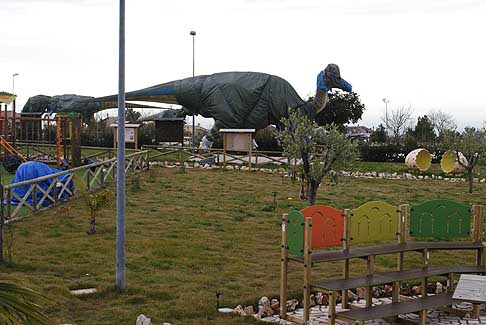 Padre Pio - Parco dei Dinosauri a Borgo Celano frazione di San Marco in Lamis