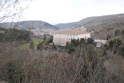 Padre Pio - Vista panoramica Monastero e valle di San Marco in Lamis