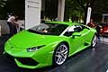 Supercar Lamborghini Huracan spiccava per il suo colore green al Parco Valentino di Torino