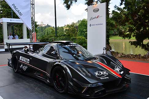 Supercar che sucesso a Parco Valentino - Il tributo Pagani al Parco Valentino, esposta a Torino la Pagani Zonda Revolucion