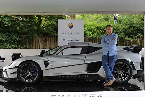 Parco Valentino Supercar Evantra Evantra Mille Cavalli - Evantra Millecavalli con il patron Luca Mazzanti al Parco del Valentino 2016