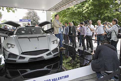 Parco Valentino Supercar Evantra Evantra Mille Cavalli - Mazzanti stand Torino Evantra Mille Cavalli