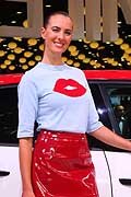 Citroen C3 e hostess kiss al Salone di Parigi 2016