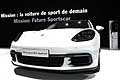 Porsche Panamera 4 e-hybrid anteriore al Salone di Parigi 2016