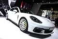 Porsche Panamera 4 e-hybrid auto ibrida al Parigi Motor Show 2016