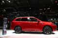 Mitsubishi Outlander PHEV sulla passerella di Parigi