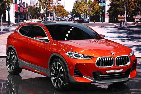 Bmw - Bmw Concept X2 si presenta con un design indipendente, che la distingue dagli altri modelli della Serie X.