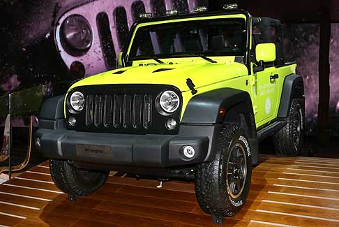 Suv Parigi Motor Show 2016 - Jeep Wrangler Rubicon potenziate con MoparONE a Parigi 2016