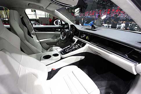 Parigi-Motorshow Porsche