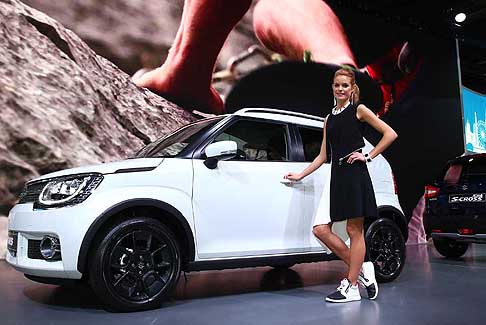 Suv Parigi Motor Show 2016 - Suzuki Ignis un suv compatto, dallo stile semplice