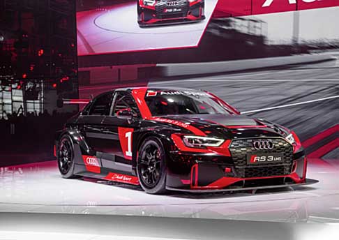 Audi - Il parterre di Audi al Salone di Parigi è ricco di eleganza, sportività, dinamismo e appeal.
