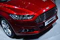 Ford Mondeo dettaglio faro anteriore at the Paris Motor Show 2014