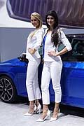 Beautiful hostess stand Suzuki al Mondial de lAutomobile 2014 di Parigi