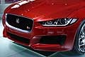 Jaguar XE calandra red color all'Auto Show di Parigi 2014