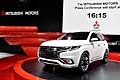 Mitsubishi Outlander PHEV Concept car suv al Parigi Motor Show 2014