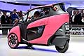 Toyota i-Road retrotreno con una sola ruota sul posteriore al Parigi Motor Show 2014