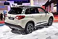 Si rinnova completamente la Suzuki Vitara 2015, suv compatto direttamente ispirato alla concept iV-4, presentato al Parigi Auto Show