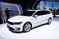 Volkswagen Passat GTE Variant al Paris Motor Show 2014