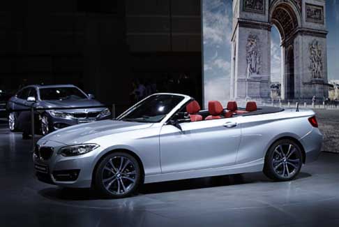 BMW - La Bmw Serie 2 Cabrio cerca di riaffermare ancora una volta la superiorit sportiva nel segmento delle vetture compatte premium