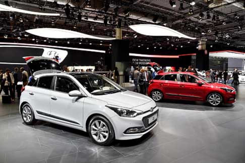 Hyundai - Insieme alla nuova Hyundai i20, il brand espone nel proprio stand anche un avanzato propulsore 1.4 litri turbo benzina ad iniezione diretta (T-GDI), una i40 in versione ibrida 48V ed una Hyundai i30 alimentata a metano (CNG).