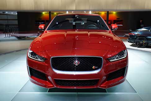 Jaguar - Jaguar XE la pi aerodinamica, piccola, leggera e rigida delle sue berline