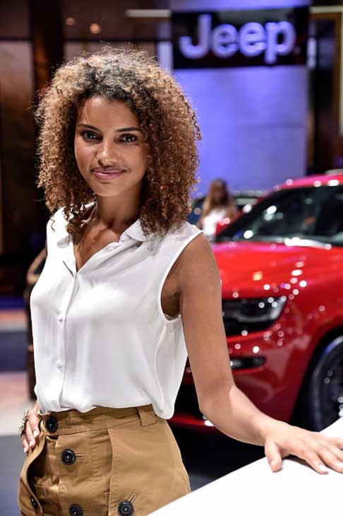 Paris-Motor-Show Hostess