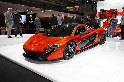 McLaren - Supercar McLaren P1 Concept car presentata in prima mondiale al Paris Motor Show 2012