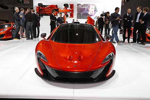 McLaren - Anteprima mondiale McLaren P1 concept car al Salone di Parigi 2012