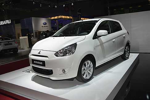 Mitsubishi - Nella vetrina dOltralpe spazio anche alla Mitsubishi Mirage, neonata compatta di MMC nel settore delle global small car. 
