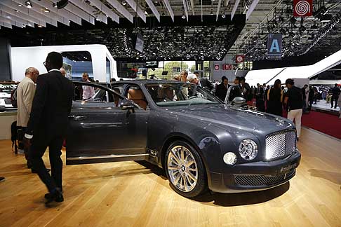 Paris-Motorshow Bentley