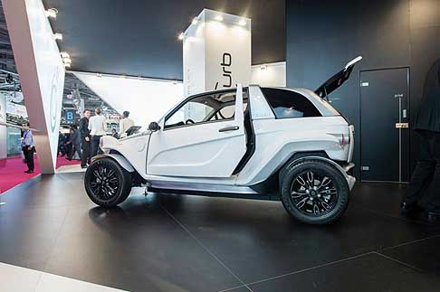 Courb - Versione deinitica della Courb C-Zen, una vettura a trazione totalmente elettrica made in France