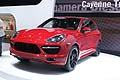 Rosso fuoco per la Porsche Cayenne GTS al Auto China 2012