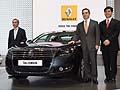 Responsabili Renault per la presentazione della Talisman berlina al Salone di Pechino 2012