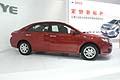 Zotye Z300 red laterale vettura al Pechino Motor Show 2012