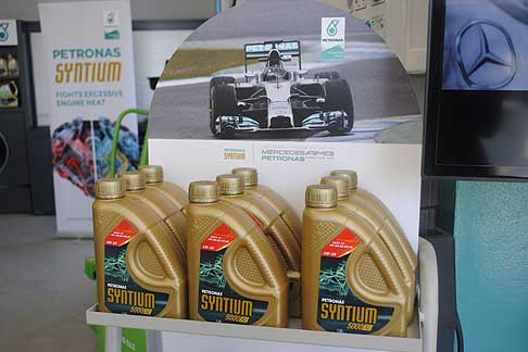 Petronas Syntium con tecnologia CoolTech - Prodotti Petronas Syntium 5000